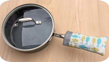 In the Hoop Pot Holders Set - Image 5