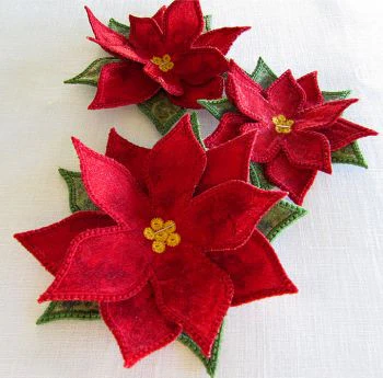 Poinsettia Table Runner Machine Embroidery CD - Image 4