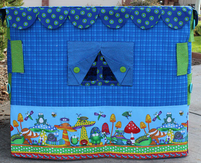 Whats Bugging You Card Table Playhouse Pattern - Image 3