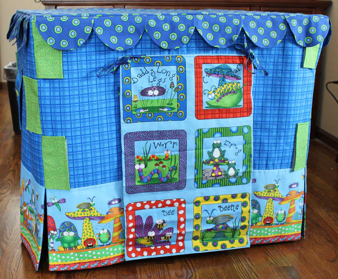 Whats Bugging You Card Table Playhouse Pattern - Image 5